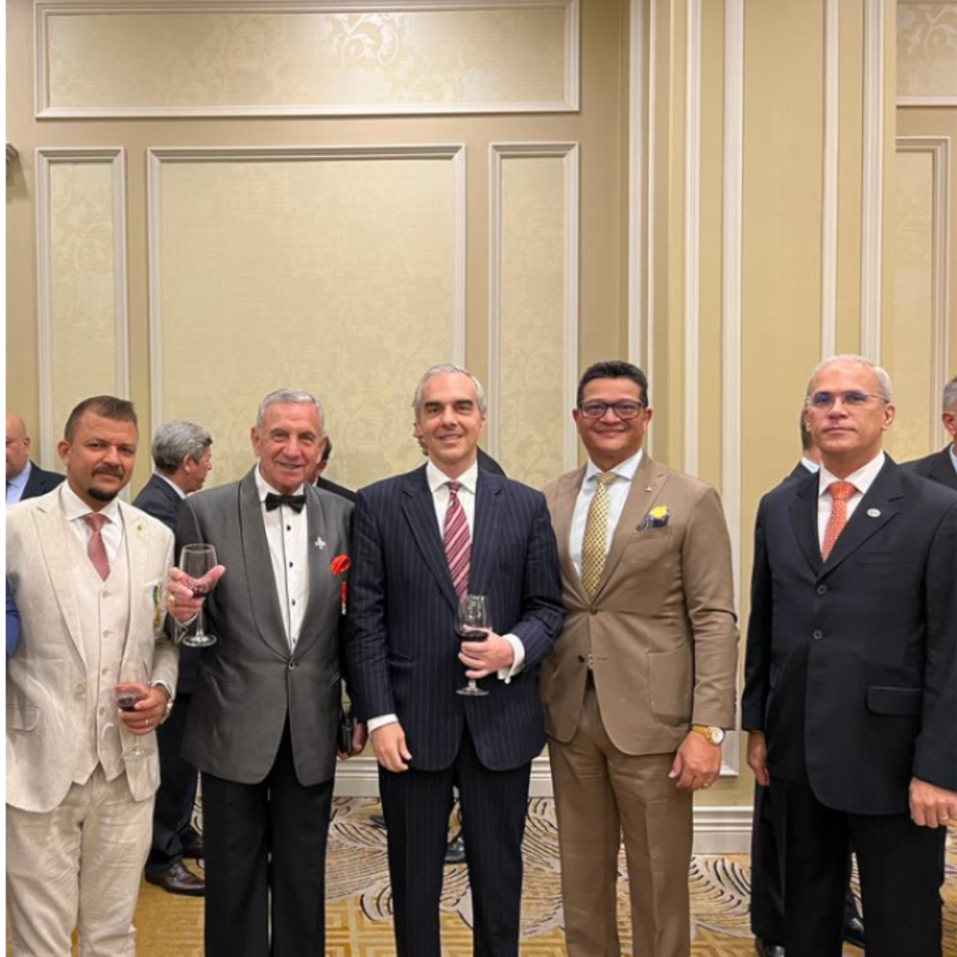 Leia mais sobre o artigo Coquetel de boas vindas aos empresários da Associação Brasileira das Indústrias de Materiais de Defesa e Segurança.