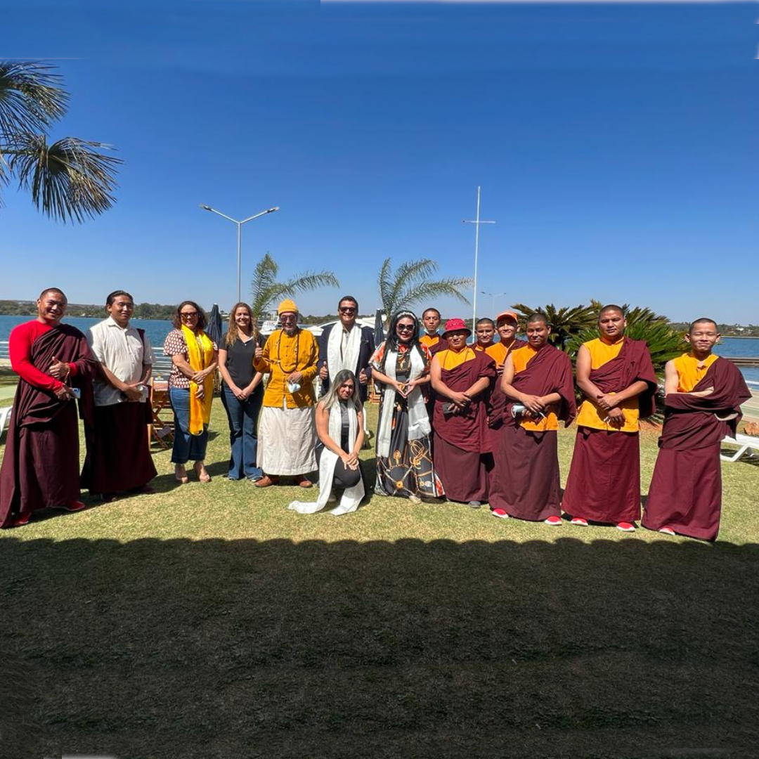 Leia mais sobre o artigo Recepção da Caravana de Paz do Himalaia
